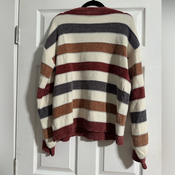 NWT Women’s “Papermoon” Sweater - Picture 2 of 3